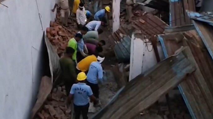 13_06_2025-gwalior_wall_collapse_23963472