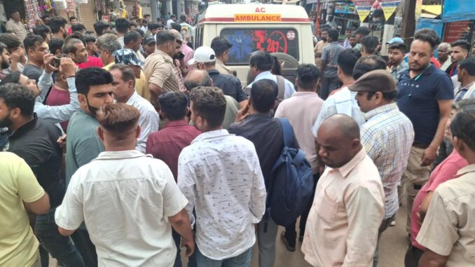 माधवनगर में दो पक्षों में जमकर हुई मारपीट एक की मौत दूसरा गंभीर