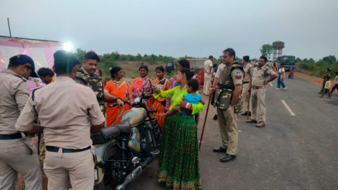 कटनी पुलिस की बड़ी कार्रवाई: पारधियों के डेरों पर छापा, हथियार, गांजा, नकली गोल्ड जब्त