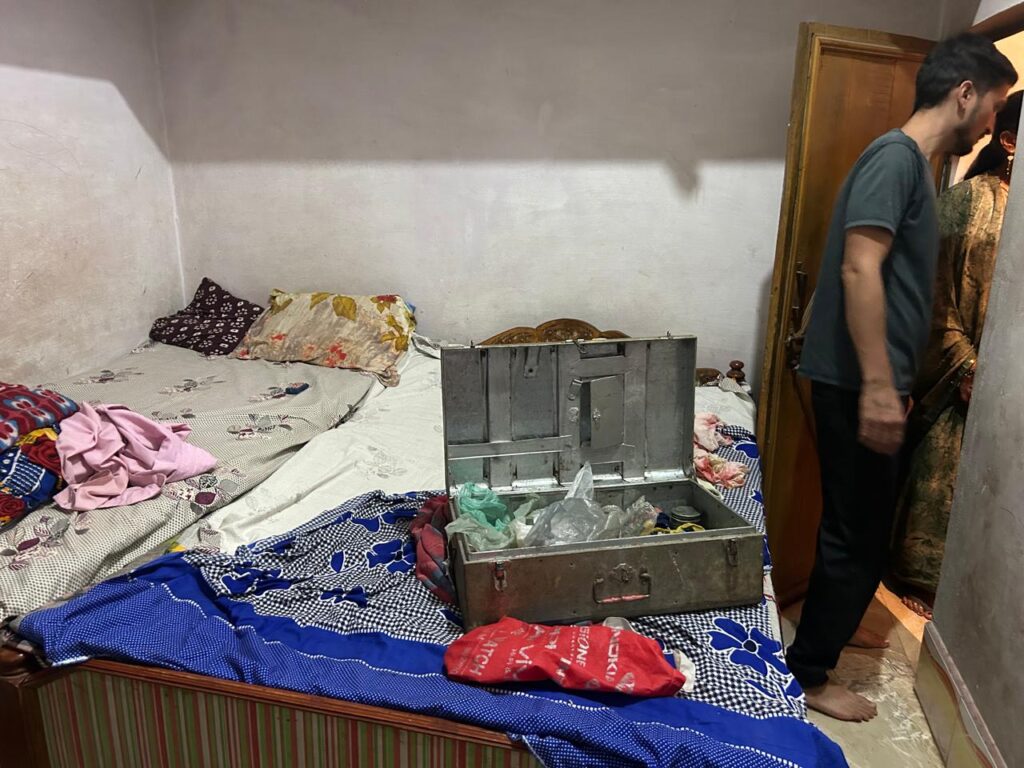 स्लीमनाबाद के तेवरी गांव में 6 घरों में ताले तोड़े, एक घर से 10 लाख की चोरी