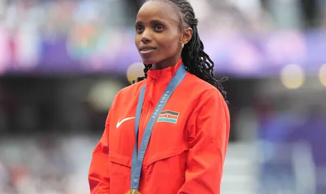 महिलाओं की 5000 और 1500 मीटर दौड़ में नए विश्व रिकॉर्ड