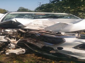 श्योपुर कार हादसा : तेज रफ्तार कार के पेड़ से टकराने के कारण चार लोगों की मौत