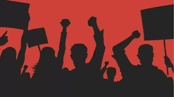 श्रमिक संगठनों की हड़ताल; प्रदेश की 8,700 बैंक शाखाओं में काम-काज ठप