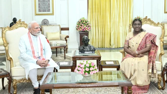 प्रधानमंत्री मोदी ने की राष्ट्रपति मुर्मू से मुलाकात