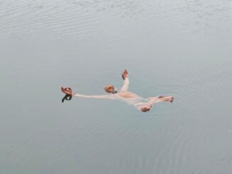 मैहर के रामसखा महाराज ने जल में तैरते हुए ली समाधि