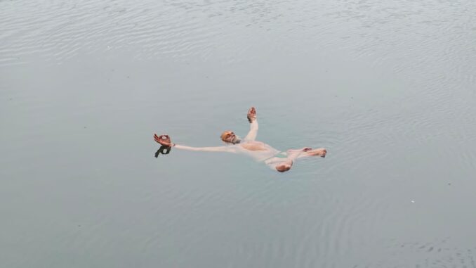 मैहर के रामसखा महाराज ने जल में तैरते हुए ली समाधि