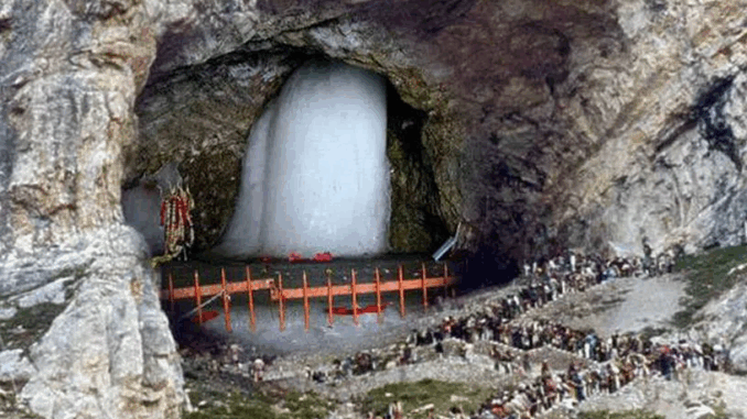 अमरनाथ गुफा मंदिर दर्शन : इस वर्ष 4.14 लाख से अधिक तीर्थयात्रियों ने दर्शन किए : अमित शाह