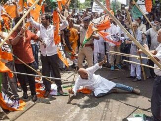 प्रधानमंत्री के लिए 'अभद्र भाषा' के विरोध में भाजपा-कांग्रेस कार्यकर्ताओं में झड़प