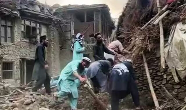 अफगानिस्तान में भूकंप से मरने वालों की संख्या बढ़कर 900 हुई