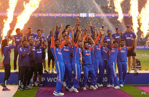 भारत-पाक एशिया कप : वर्मा के बल्ले से हुआ भारत का विजय तिलक, पाकिस्तान को हराकर जीता एशिया कप