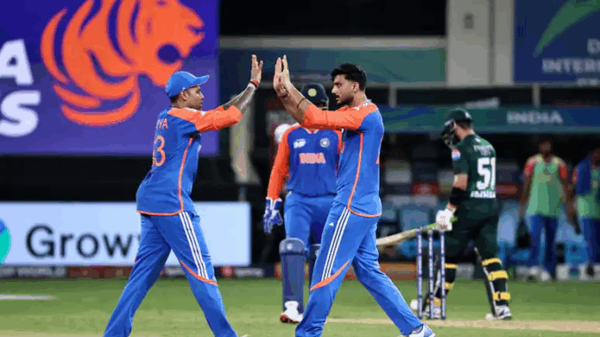 भारत ने एकतरफा मुकाबले में पाकिस्तान को सात विकेट से हराया