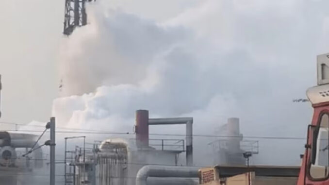 पीथमपुर रसायन कारखाने में जहरीली गैस की चपेट में आने से तीन मजदूरों की मौत