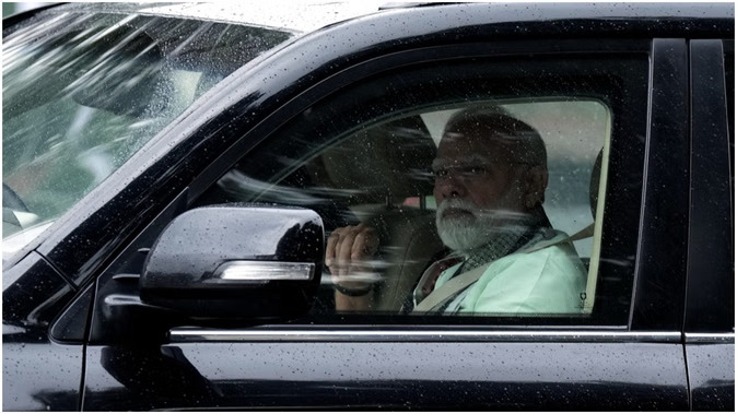 प्रधानमंत्री मोदी ने कोलकाता में 16वें संयुक्त कमांडर सम्मेलन का उद्धाटन किया