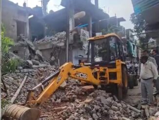 भोपाल कॉलेज छात्रा दुष्कर्म मामला : अधिकारियों ने दो आरोपियों के घर ध्वस्त किये