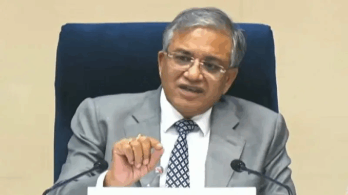 बिहार विधानसभा चुनाव : 6 और 11 नवंबर को दो चरणों में मतदान, 14 नवंबर को घोषित होंगे नतीजे