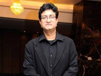 राष्ट्रीय किशोर कुमार सम्मान से नवाजे गए गीतकार प्रसून जोशी