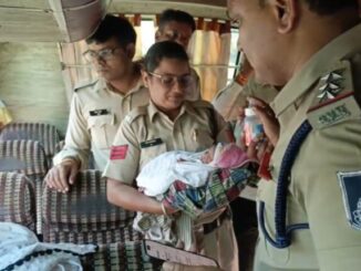 इंदौर में नवजात बच्चे को यात्री बस में छोड़कर जोड़ा गायब, जांच में जुटी पुलिस