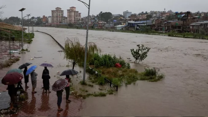 नेपाल में लगातार बारिश के कारण भूस्खलन, 18 लोगों की मौत