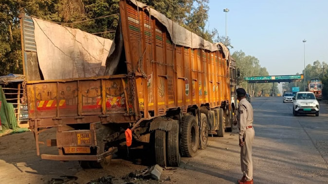 छत्तीसगढ़ के कोंडागांव में सड़क हादसे में पांच लोगों की मौत, सात अन्य घायल