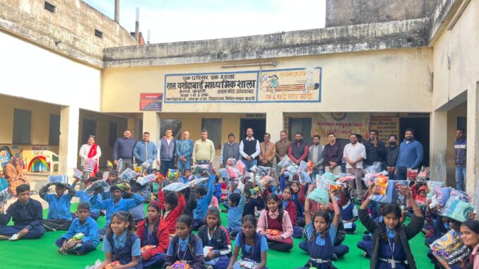 कटनी : राजस्थान नवयुवक मंडल से शीत ऋतु में बच्चों को मिला स्नेह, सुरक्षा और संस्कारों का उपहार