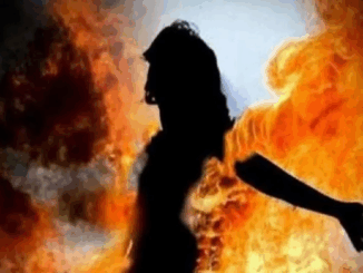 सीहोर में आदिवासी महिला ने किया आत्मदाह का प्रयास, ग्रामीणों ने बचाया