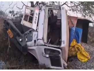 ओडिशा : एसयूवी और ट्रक की टक्कर में पांच पुलिसकर्मियों की मौत, चार अन्य घायल