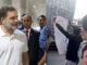 भाजपा कार्यकर्ताओं ने मुंबई में राहुल गांधी को काले झंडे दिखाए