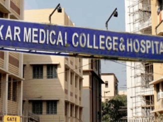 कोलकाता के एक अस्पताल में लिफ्ट में फंसने से एक व्यक्ति की मौत