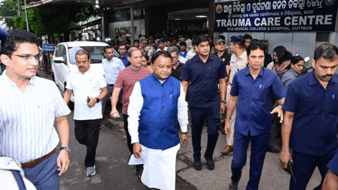 ओडिशा : अस्पताल के आईसीयू में भीषण आग लगने से 10 मरीजों की मौत, 11 कर्मी झुलसे