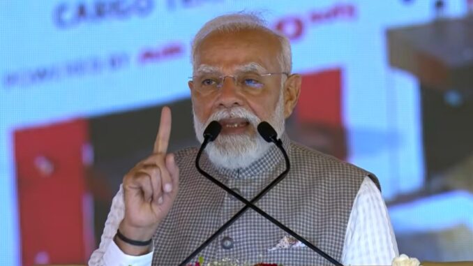 प्रधानमंत्री मोदी ने नोएडा अंतरराष्ट्रीय हवाई अड्डे के प्रथम चरण का उद्घाटन किया