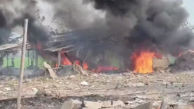 आंध्र में पटाखा निर्माण इकाई में विस्फोट से 21 लोगों की मौत, आठ घायल