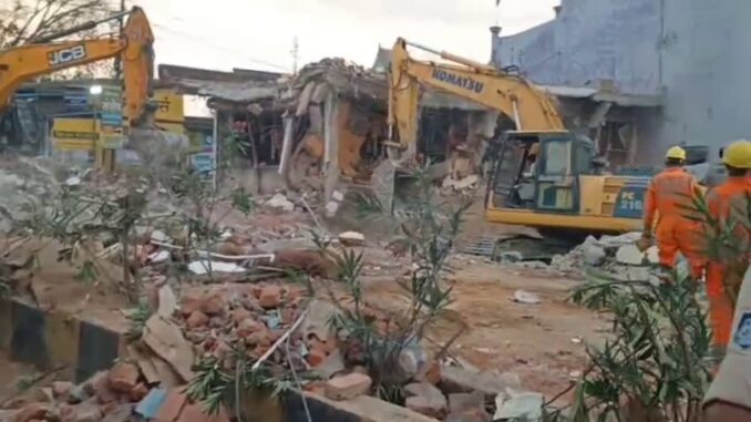 अनूपपुर में इमारत धंसने की घटना में मरने वालों की संख्या दो हुई, बचाव अभियान जारी