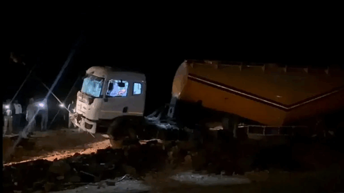 डिंडोरी में ट्रक ने सड़क किनारे खड़े छह लोगों को कुचला, पांच की मौत