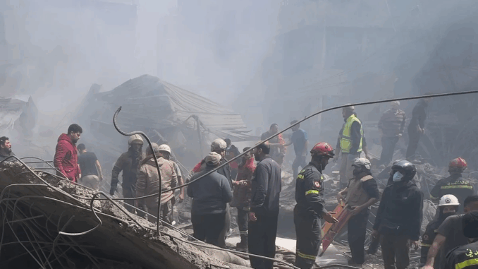 ईरान की राजधानी तेहरान के निकट इमारत पर हवाई हमले, 13 लोगों की मौत