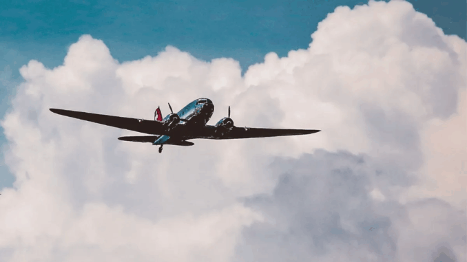 क्रीमिया में रूसी सेना का विमान दुर्घटनाग्रस्त, 29 लोगों की मौत