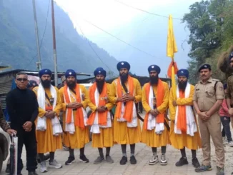 हेमकुंड साहिब का पहला जत्था गोविंदघाट से रवाना