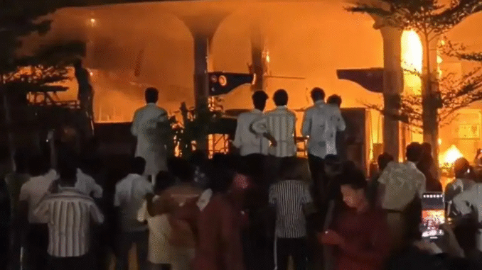 राजगढ़ में पेट्रोल पंप पर लगी आग, 12 लोग झुलसे, कई वाहन जले