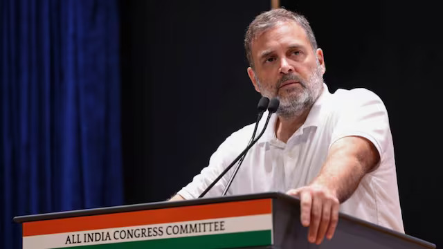 प्रधानमंत्री ने शिक्षा व्यवस्था बर्बाद की, कीमत युवा पीढ़ी चुका रही है : राहुल गांधी