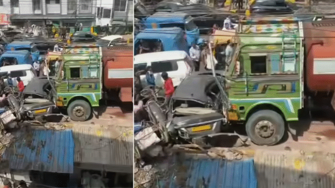पानी के बेकाबू टैंकर ने फ्लाईओवर पर कई वाहनों को टक्कर मारी, दो लोग घायल