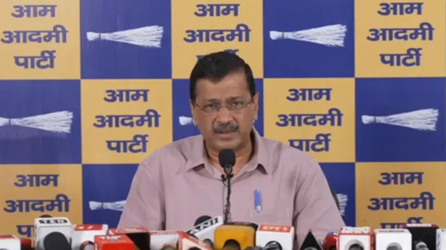 केंद्र डीजल में भी एथनॉल मिलाने की तैयारी में, अभी नए वाहन न खरीदें लोग : केजरीवाल