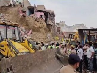 मथुरा में बहुमंजिला इमारत की शटरिंग गिर जाने से तीन मजदूरों की दबकर मौत, कई अन्य घायल