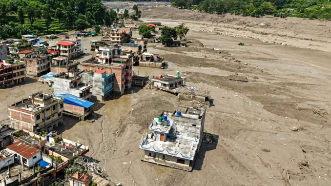 नेपाल बाढ़ के बाद लापता महिला के लौटने का इंतजार कर रहा मध्यप्रदेश का परिवार