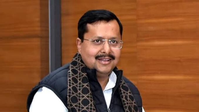 भाजपा अध्यक्ष बनने के बाद पहली बार मप्र पहुंचे नितिन नवीन, कार्यकर्ताओं ने जोरदार स्वागत किया