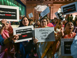 नासिक में राहुल गांधी के खिलाफ भाजपा का प्रदर्शन, कांग्रेस पर महिला आरक्षण का विरोध करने का आरोप