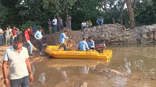 आलीराजपुर में अवैध खुदाई के गड्ढे में डूबने से तीन बच्चों की मौत